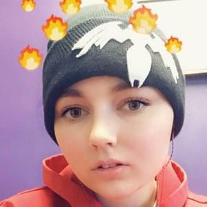 Meet your Posher, Lexi